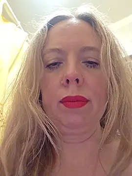 Irina3718 online show from 15, 6, 2026