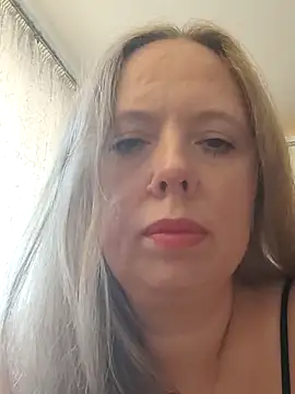Snapshot of Irina3718 chatting on 28, 9, 2025 Irina3718 online show from 28, 9, 2025