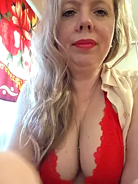 Snapshot of Irina3718 chatting on 7, 5, 2026 Irina3718 online show from 7, 5, 2026