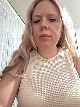 Irina3718 online show from 22, 7, 2026