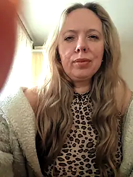 Irina3718 online show from 19, 12, 2025