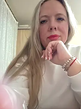 Irina3718 online show from 28, 11, 2025