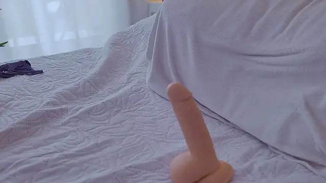 Snapshot of Eva_Roose chatting on 4, 2, 2025 Eva Roose online show from 4, 2, 2025