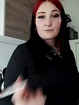 TiffiChantiT2 online show from 12, 5, 2026
