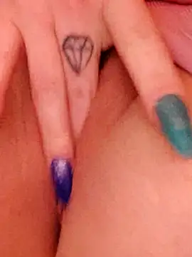 TiffiChantiT2 online show from 11, 3, 2025