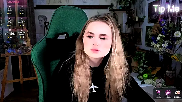 Jessi Blonde online show from 4, 10, 2025