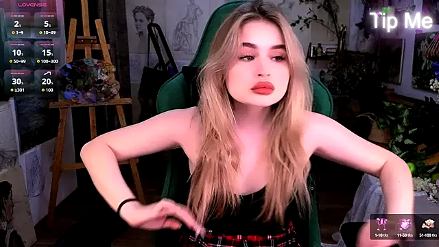 Jessi Blonde online show from 7, 10, 2025