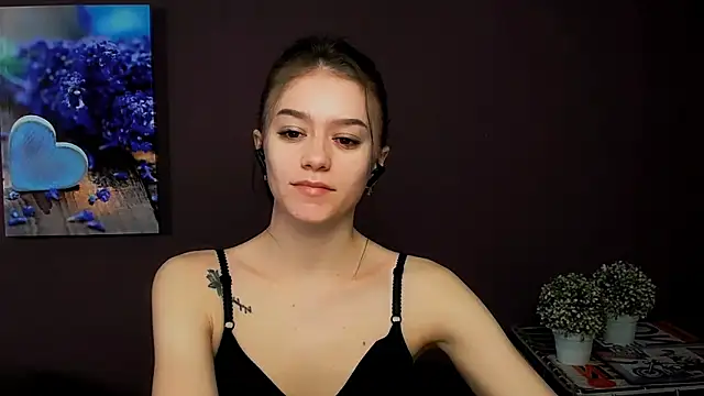 LanaTey online show from 20, 3, 2025