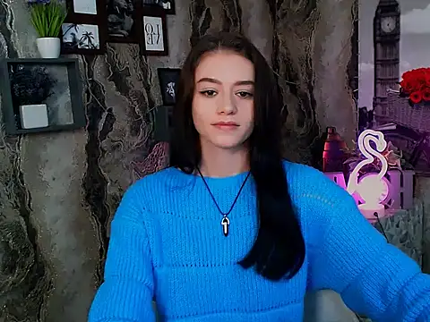 Snapshot of LanaTey chatting on 23, 10, 2025 LanaTey online show from 23, 10, 2025