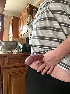 Snapshot of billybib83 chatting on 17, 2, 2026 billybib83 online show from 17, 2, 2026