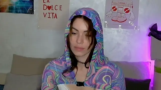 Snapshot of SweetDarling7 chatting on 18, 5, 2026 SweetDarling7 online show from 18, 5, 2026