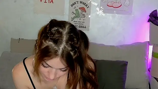 Snapshot of SweetDarling7 chatting on 2, 5, 2026 SweetDarling7 online show from 2, 5, 2026