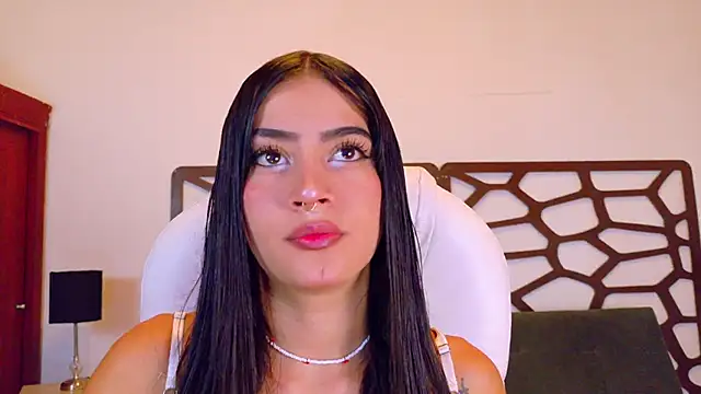 Snapshot of alice_rous21 chatting on 7, 11, 2025 alice rous21 online show from 7, 11, 2025