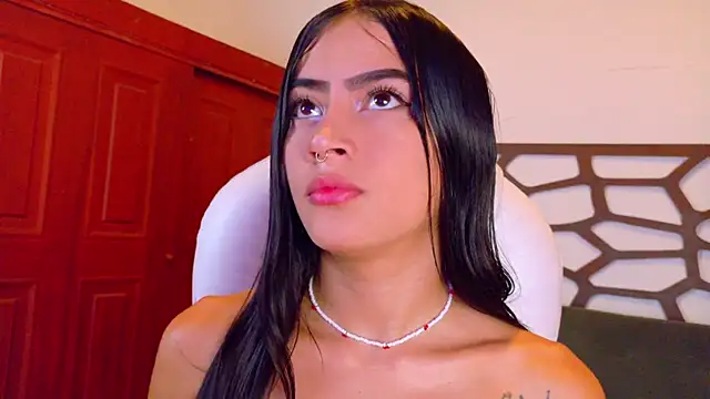 Snapshot of alice_rous21 chatting on 8, 11, 2025 alice rous21 online show from 8, 11, 2025