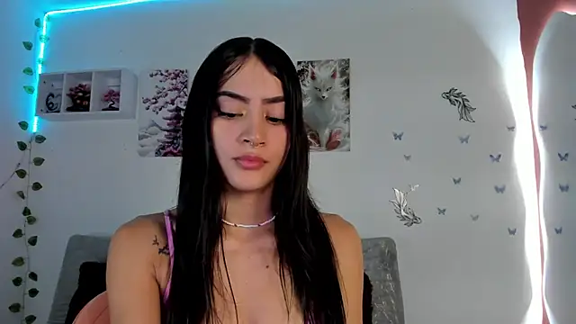 Snapshot of alice_rous21 chatting on 11, 10, 2025 alice rous21 online show from 11, 10, 2025