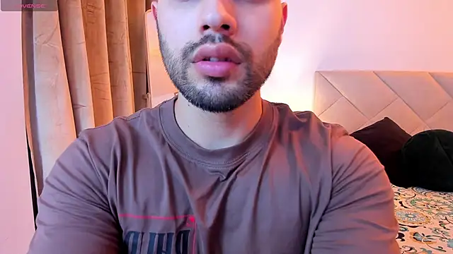 Chris Alzate online show from 5, 10, 2025