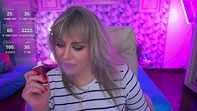 CandyLadyyy online show from 13, 4, 2026