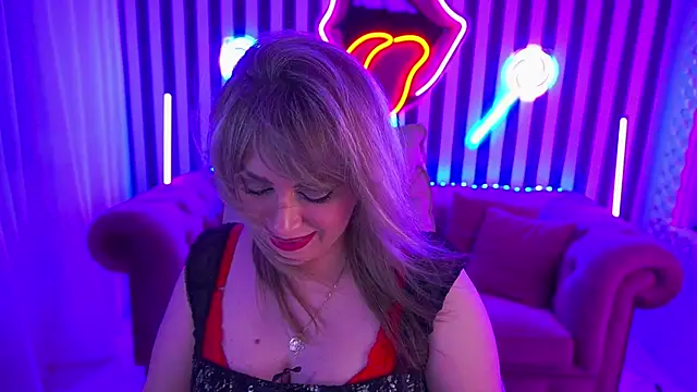 CandyLadyyy online show from 17, 4, 2026