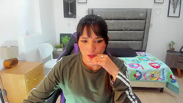 Snapshot of Tania_Duque chatting on 23, 5, 2026 Tania Duque online show from 23, 5, 2026