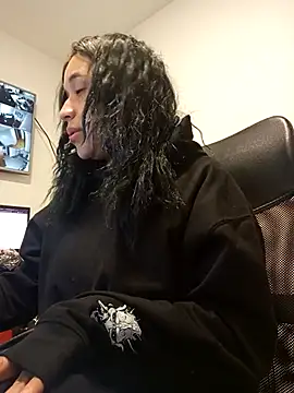 Snapshot of IsisBathory chatting on 14, 3, 2025 IsisBathory online show from 14, 3, 2025
