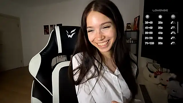 MayAgard online show from 26, 11, 2025