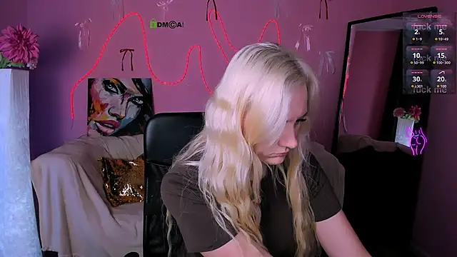 madam uliis online show from 13, 4, 2026