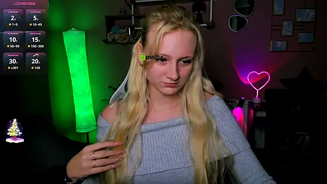 madam uliis online show from 1, 12, 2025