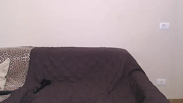 Snapshot of Selene-1975 chatting on 1, 4, 2026 Selene-1975 online show from 1, 4, 2026