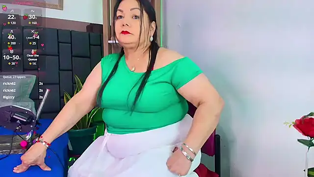Snapshot of EllenaBoobs_ chatting on 12, 6, 2026 EllenaBoobs online show from 12, 6, 2026