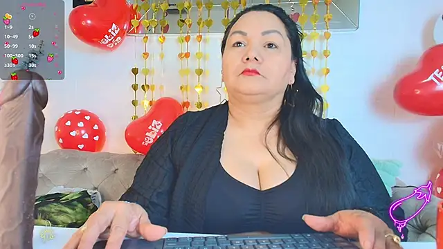 Snapshot of EllenaBoobs_ chatting on 12, 9, 2025 EllenaBoobs online show from 12, 9, 2025