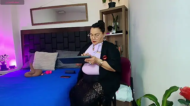 EllenaBoobs  online show from 25, 3, 2026