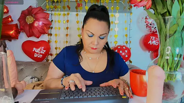 Snapshot of EllenaBoobs_ chatting on 19, 9, 2025 EllenaBoobs online show from 19, 9, 2025
