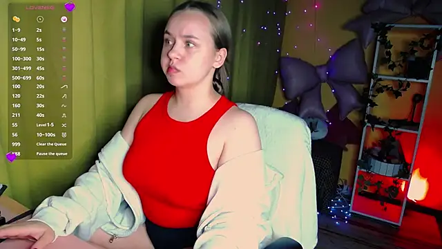 Lilysweet13 online show from 28, 5, 2026