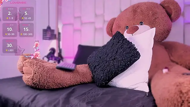 Snapshot of Daia_Ortiz chatting on 8, 11, 2025 Daia Ortiz online show from 8, 11, 2025