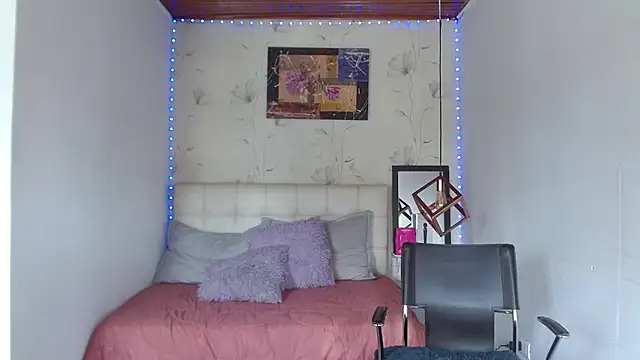 mia velvet1 online show from 3, 7, 2026