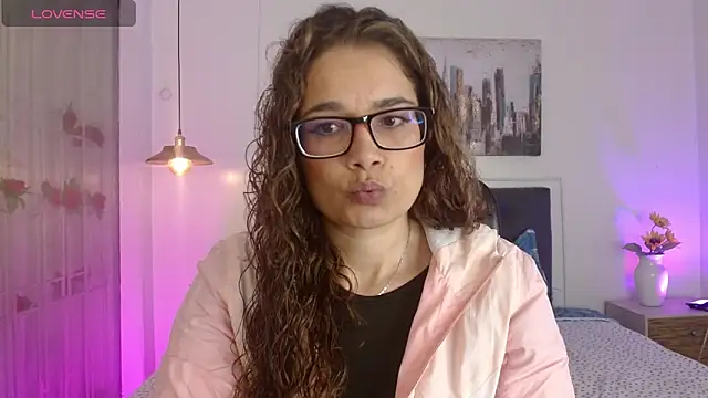 Rose Thompson1 online show from 7, 5, 2026