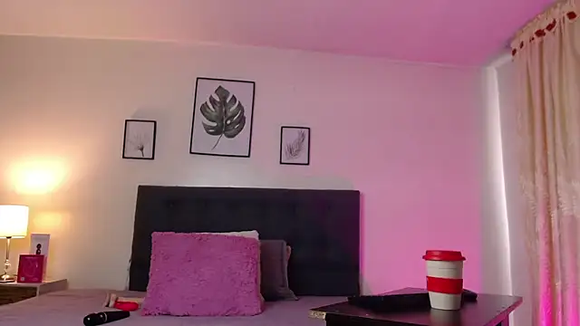 Rose Thompson1 online show from 9, 2, 2026