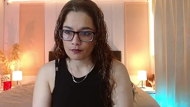 Rose Thompson1 online show from 7, 6, 2026