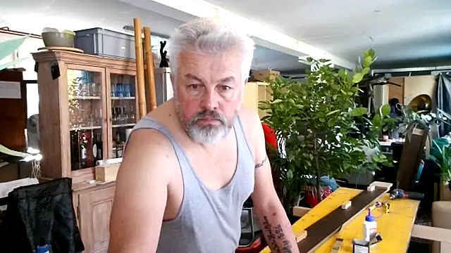 Berg Boy online show from 31, 10, 2025