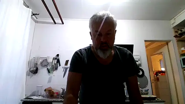 Snapshot of Berg_Boy chatting on 21, 3, 2026 Berg Boy online show from 21, 3, 2026