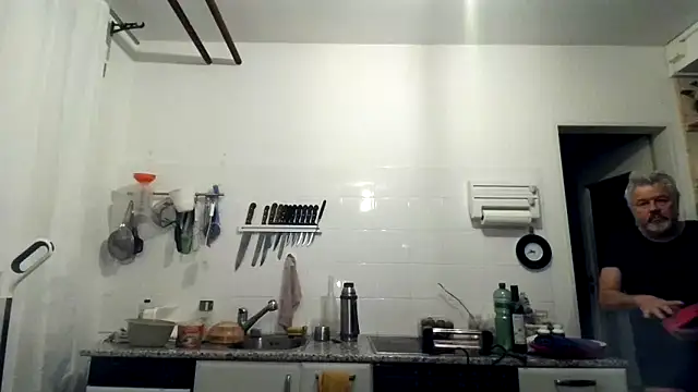 Snapshot of Berg_Boy chatting on 1, 12, 2025 Berg Boy online show from 1, 12, 2025