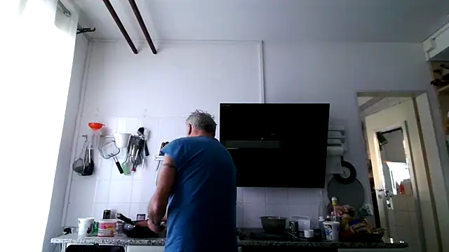 Snapshot of Berg_Boy chatting on 28, 3, 2026 Berg Boy online show from 28, 3, 2026