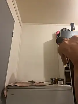 Hugo34bg online show from 2, 11, 2025