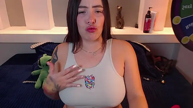 milu w4llace online show from 14, 10, 2025