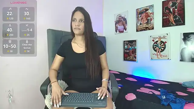 vicky bigboobs babe online show from 21, 6, 2026