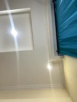 Ivelleee  online show from 20, 11, 2025