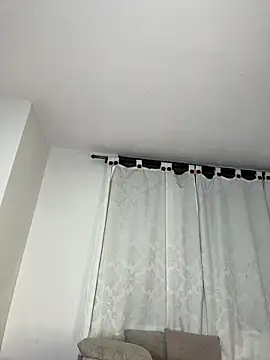 Ivelleee  online show from 1, 3, 2026