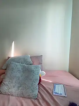 Ivelleee  online show from 17, 11, 2025