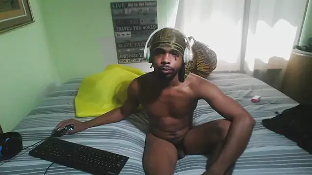 Snapshot of anthonyroth chatting on 24, 10, 2025 anthonyroth online show from 24, 10, 2025