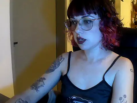 Snapshot of Acid_Girl_Ofc chatting on 16, 10, 2025 Acid Girl Ofc online show from 16, 10, 2025